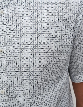 Valencia Short Sleeve Shirt in Blanc Detail2