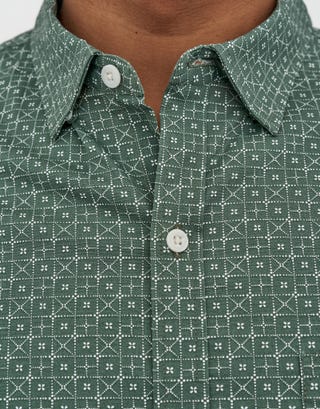 Valencia Short Sleeve Shirt in Green Detail