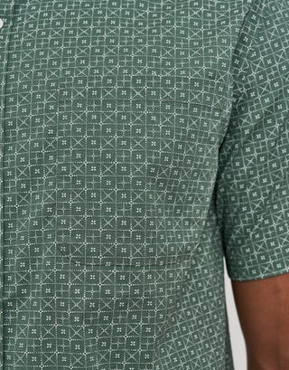 Valencia Short Sleeve Shirt in Green Detail2