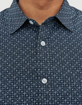 Valencia Short Sleeve Shirt in Navy Detail