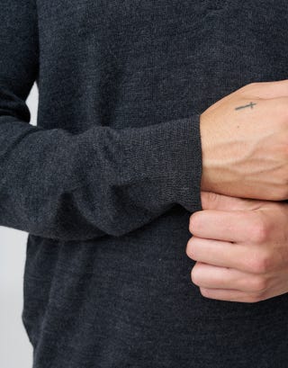 100% Merino Quarter Zip Knit Jumper in Charcoal Detail2