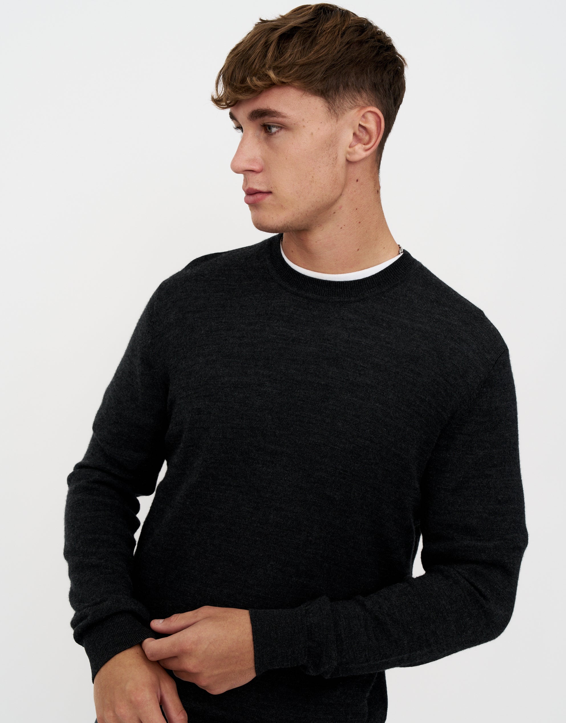 新品　BRIEFING MERINO WOOL CREW NECK KNIT Shop Driver Crew Neck Merino Knit - Grey Marle Online | 3