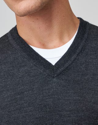 100% Merino V Neck Knit Jumper in Charcoal Detail
