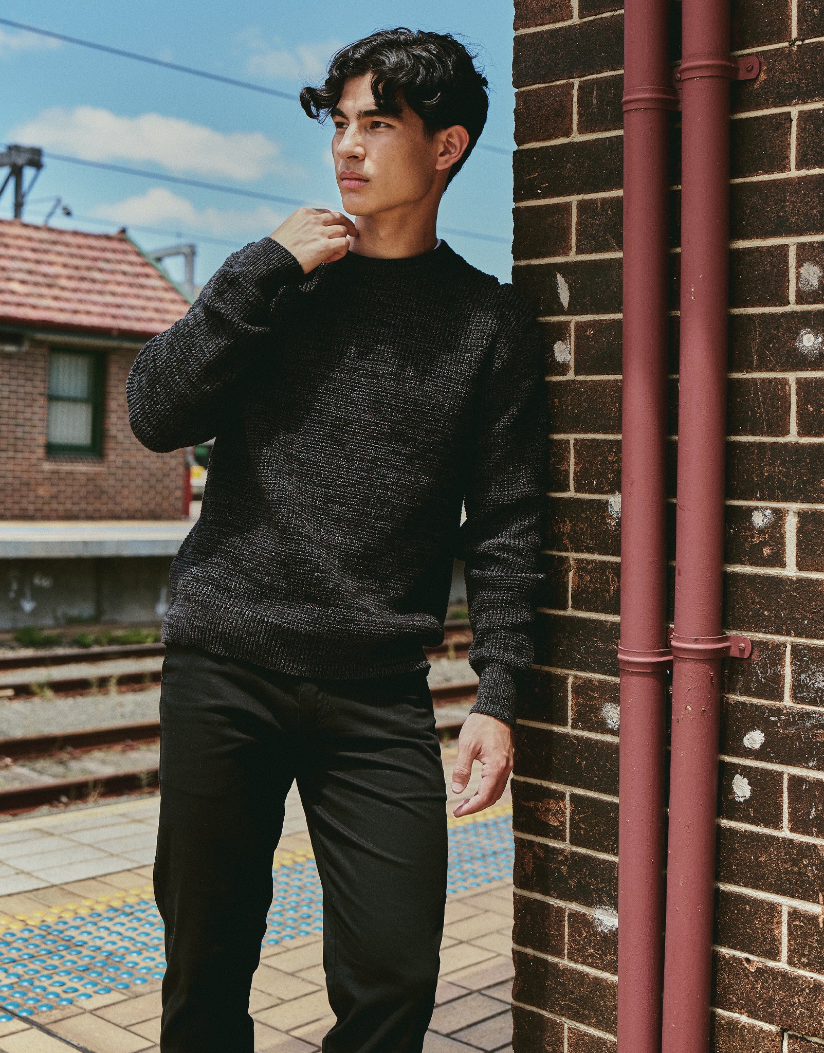 Heavyweight Waffle Crew Knit Jumper in Charcoal | Hallensteins NZ