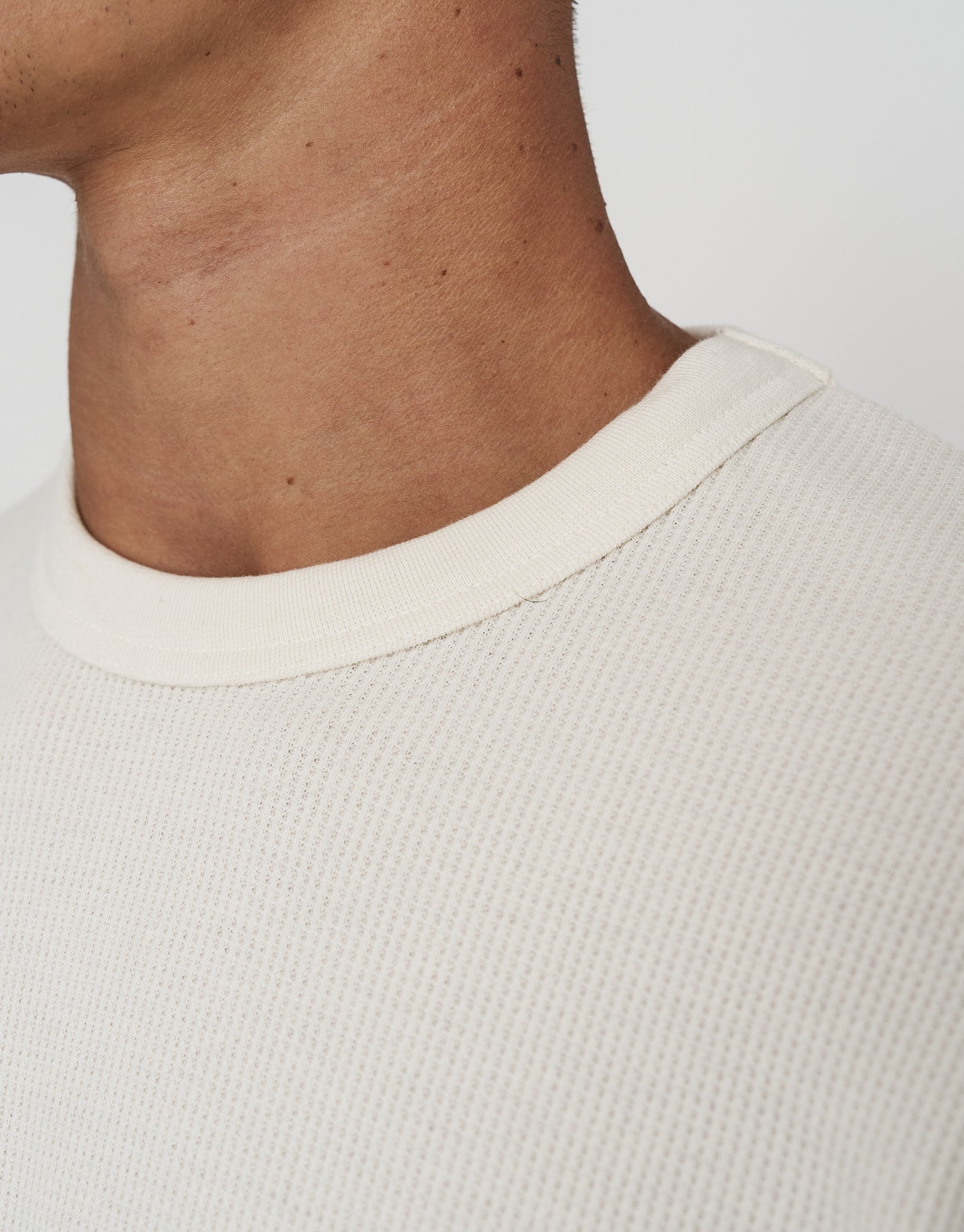 【オフホワイト（15）】Alex Waffle Relaxed LS Tee 2025-B-BBM65430_c01.jpg?v=