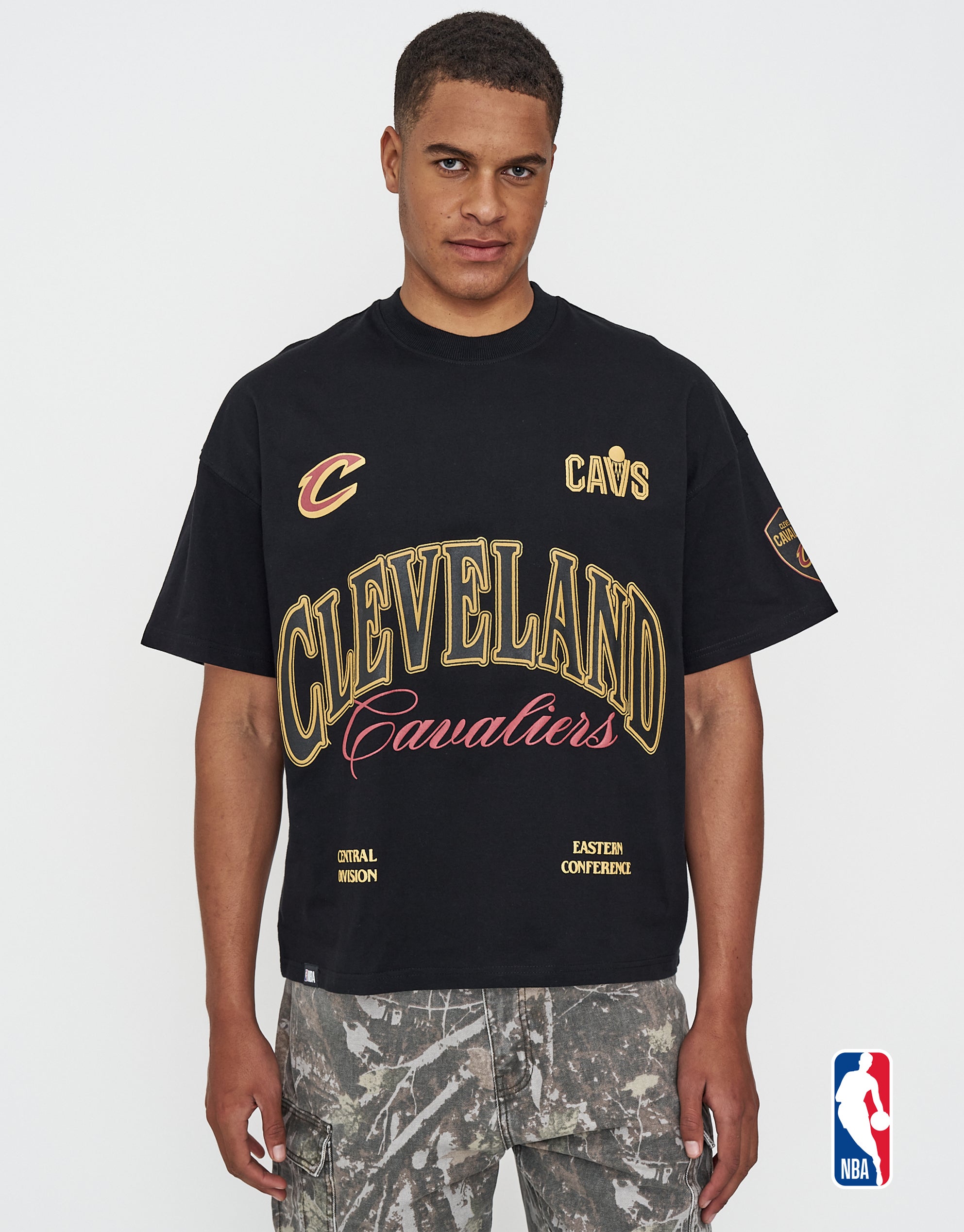 NBA Cleveland Cavaliers Relaxed Fit T Shirt in Black Hallensteins AU
