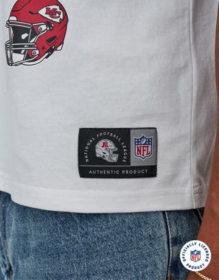 NFL Kansas City Strike Box Fit T Shirt in Blanc Detail2