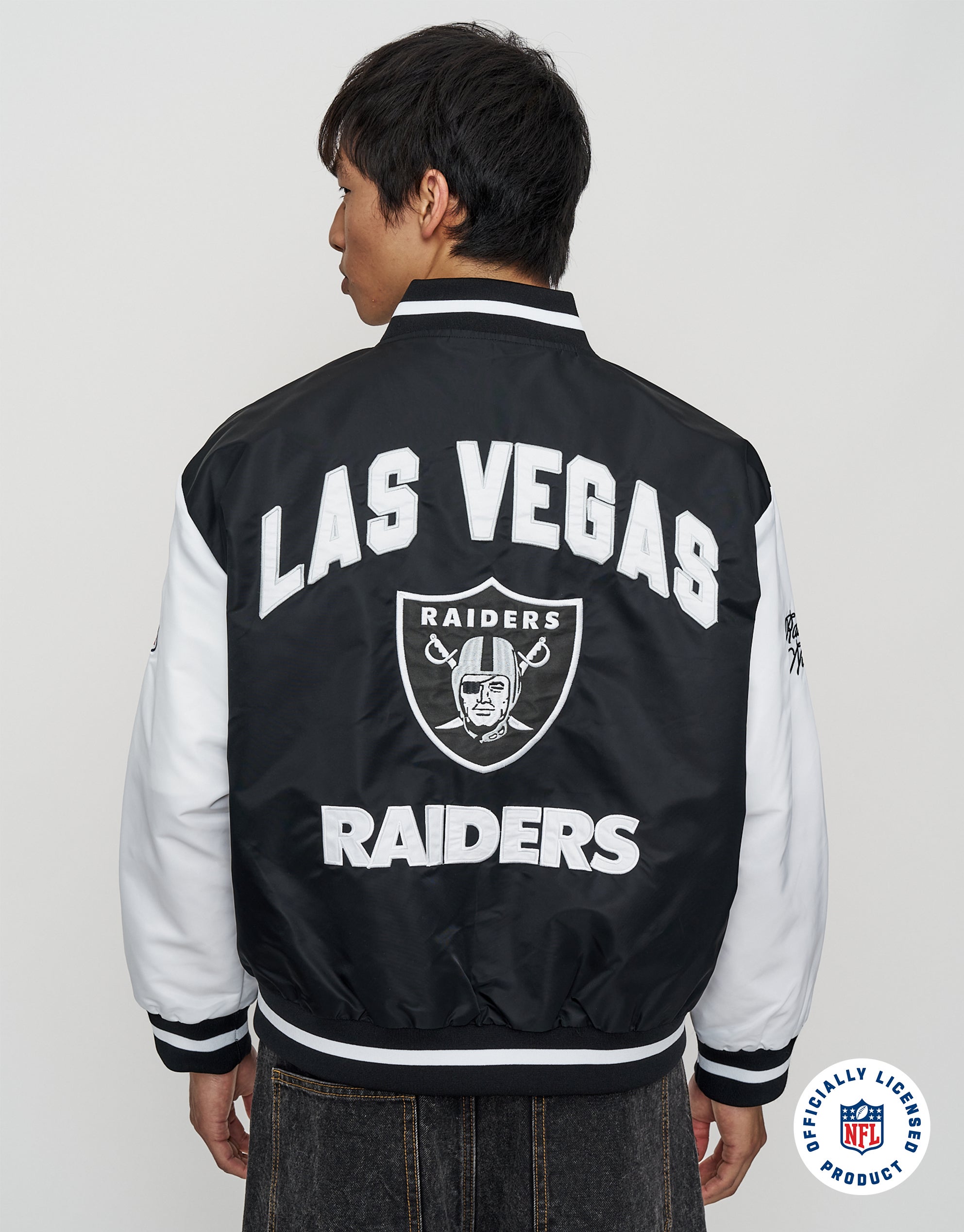 NFL　Raiders ジャンパーＭ（made in USA） NFL Raiders Rush Bomber Jacket in Black | Hallensteins NZ