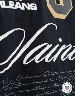 NFL Saints Nation Box Fit T Shirt in Black Detail3