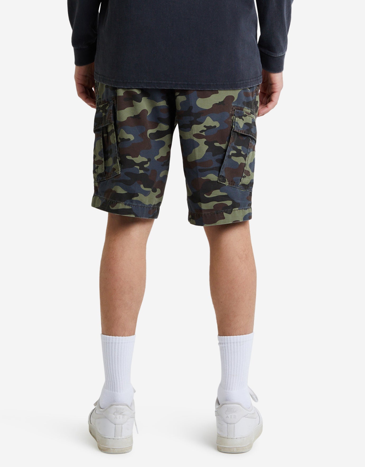 Cargo Camo Shorts in Green 
