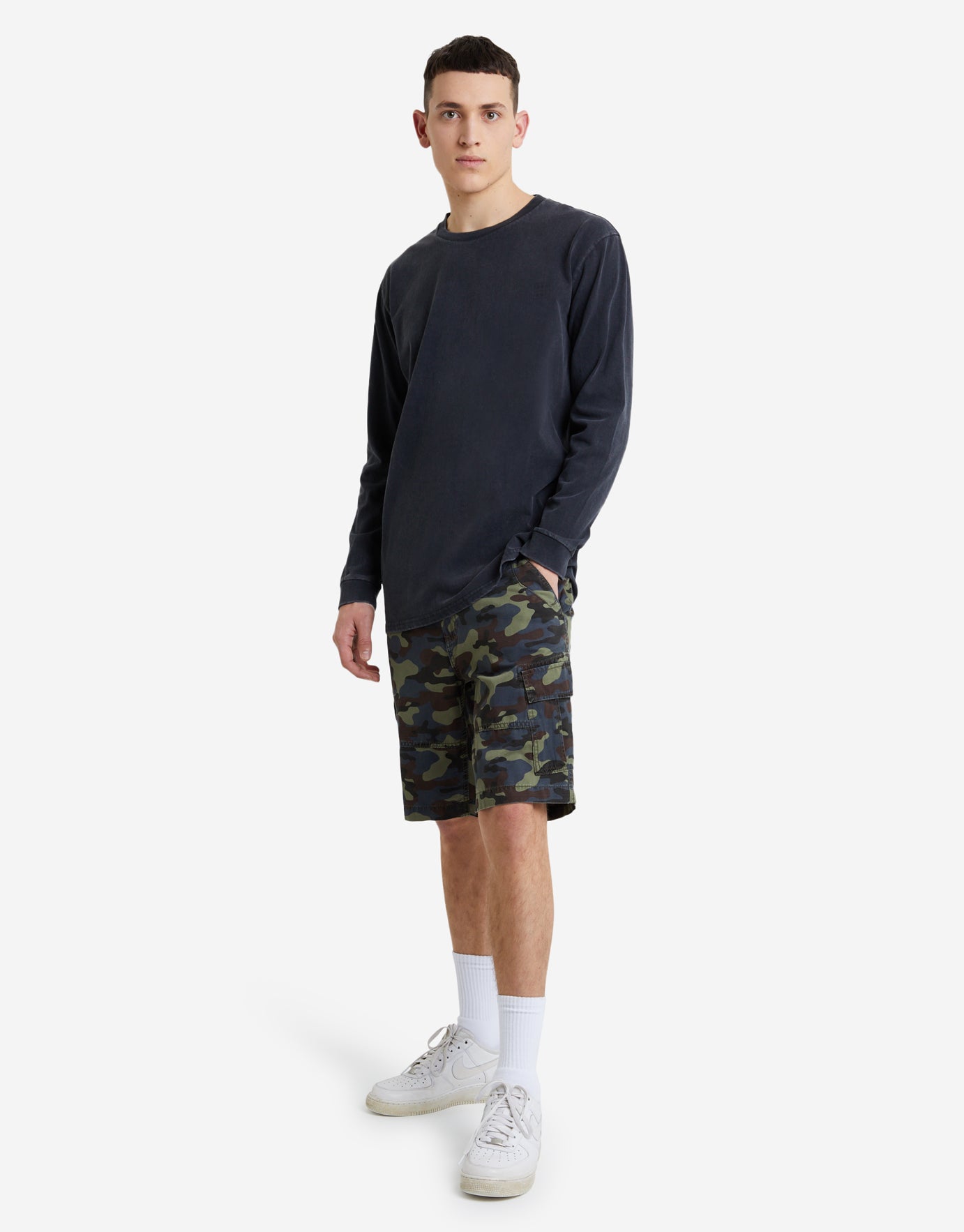 Cargo Camo Shorts in Green 
