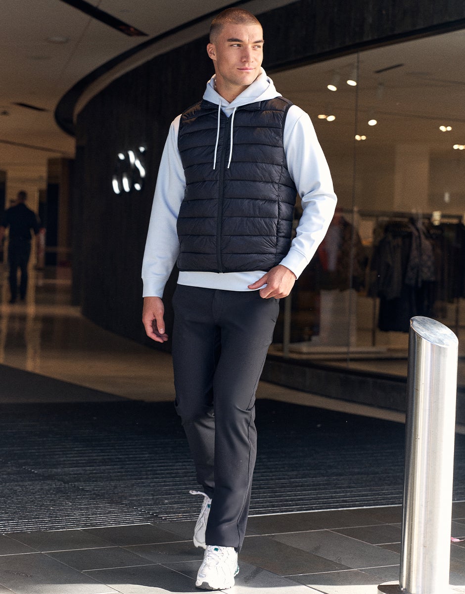 Smart Flex 2.0 Chino Pants in Black | Hallensteins NZ
