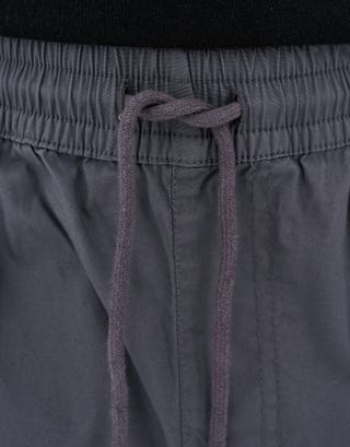 Training Club Everyday Shorts in Charcoal Detail2