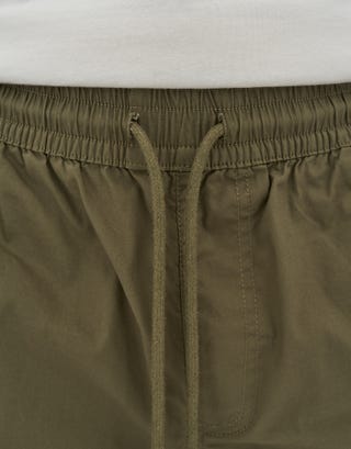 Training Club Everyday Shorts in Khaki Detail2