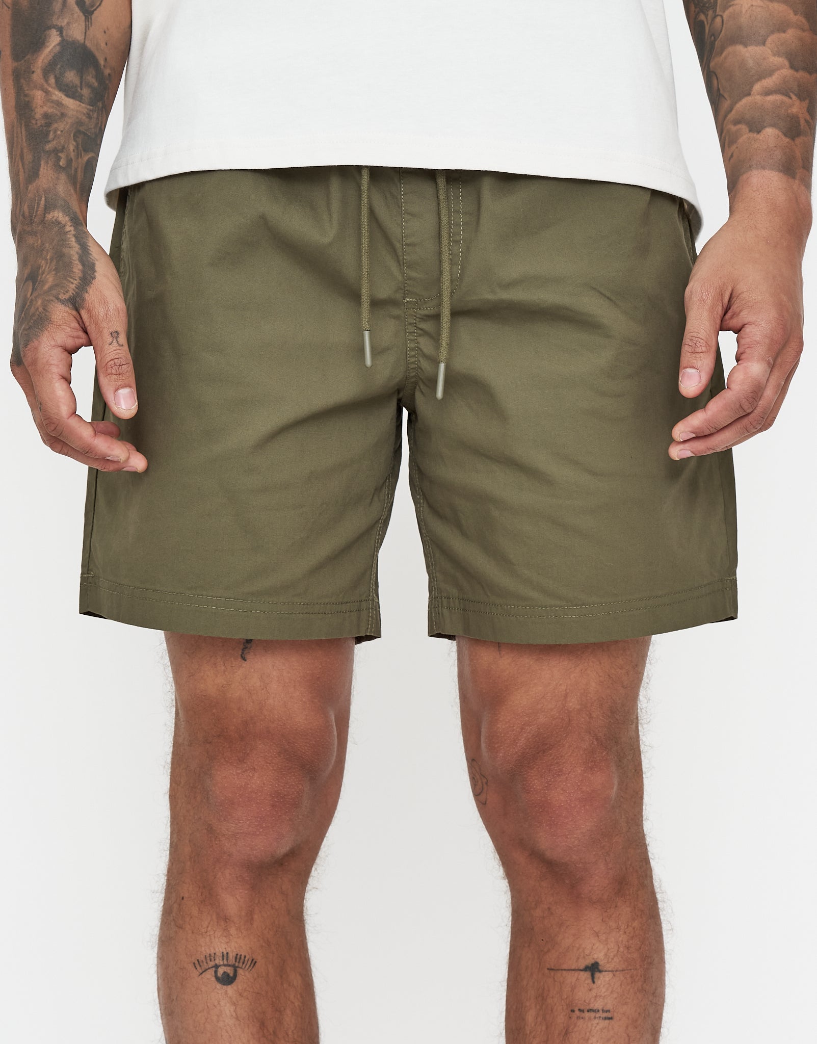 Training Club Everyday Shorts in Khaki | Hallensteins NZ