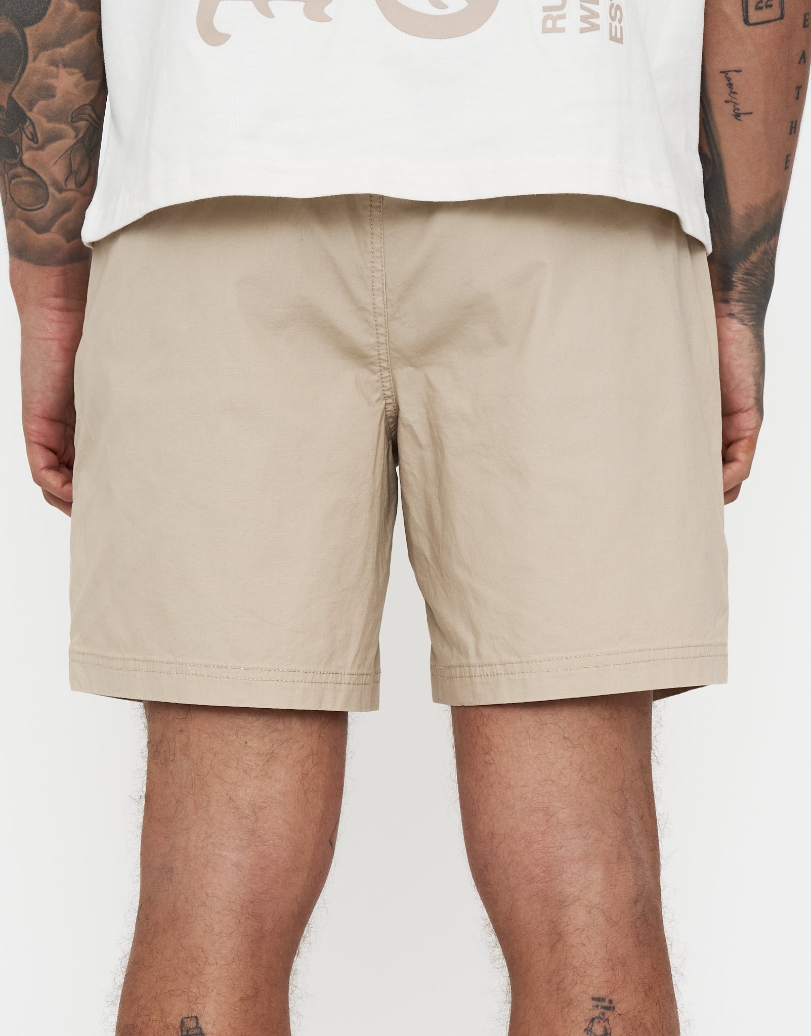 Training Club Everyday Shorts in Tan | Hallensteins AU