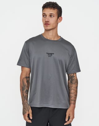 Training Club Tech T Shirt in Titanium Back